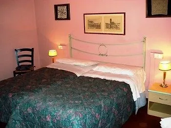Petite Maison Sainte Justine Hotel